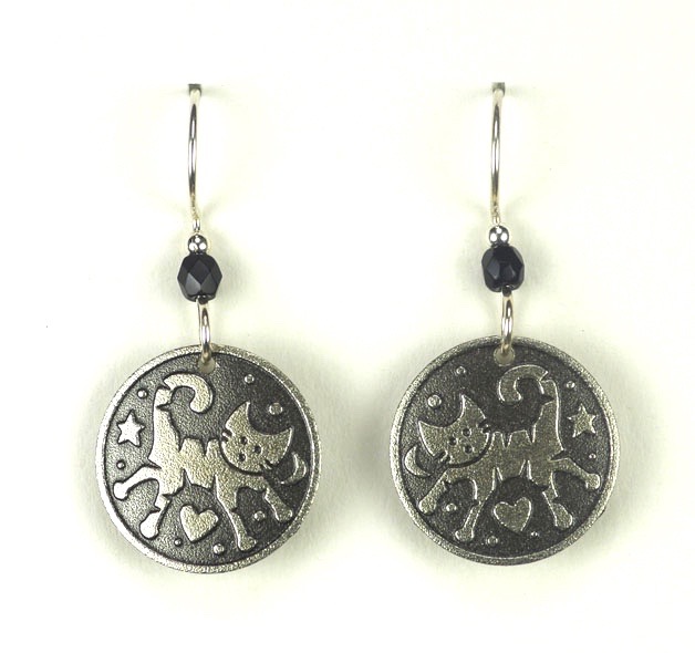 4079-2 Round Cat Earring