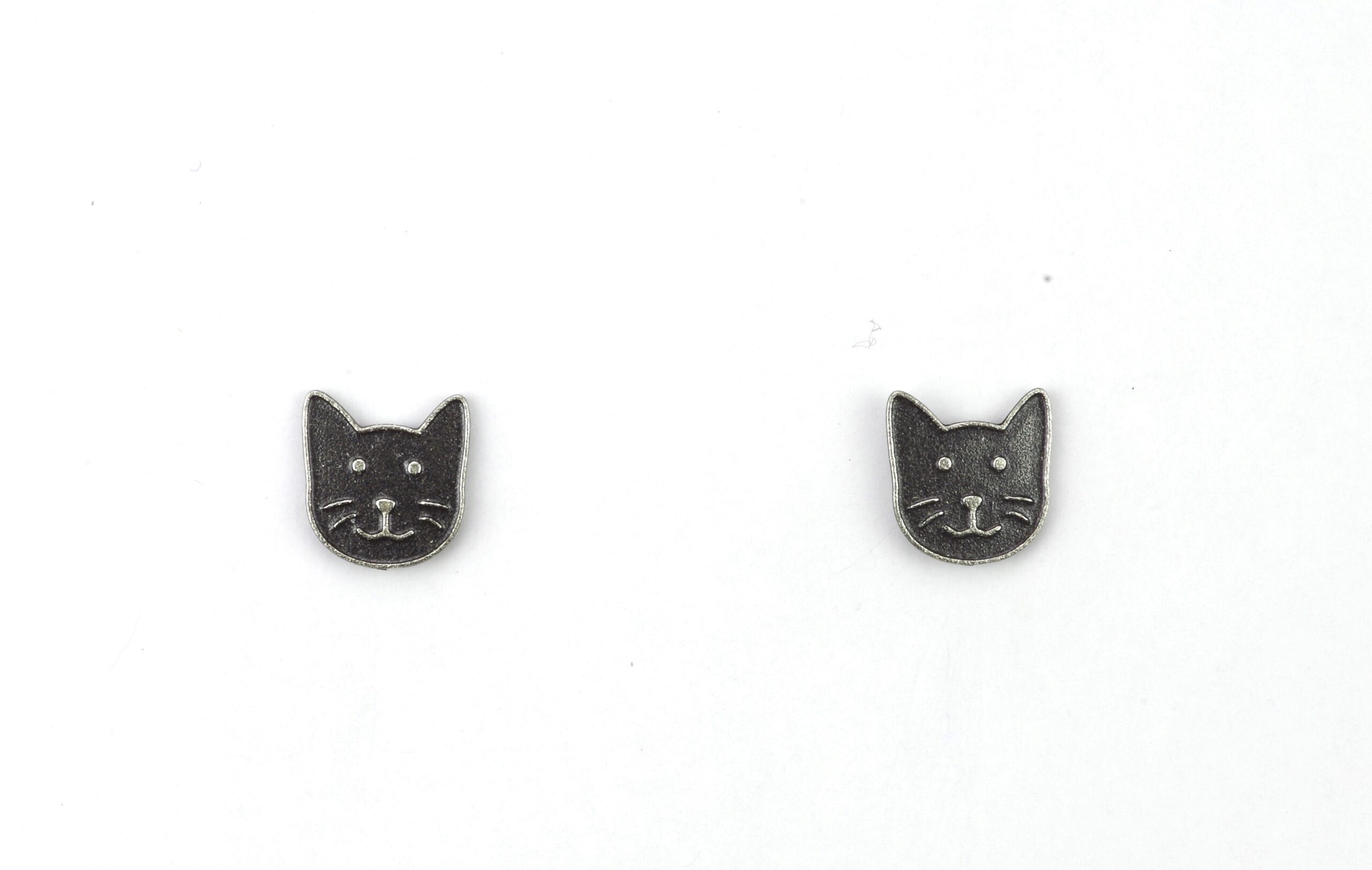 5010-S Cat Face Post Silver