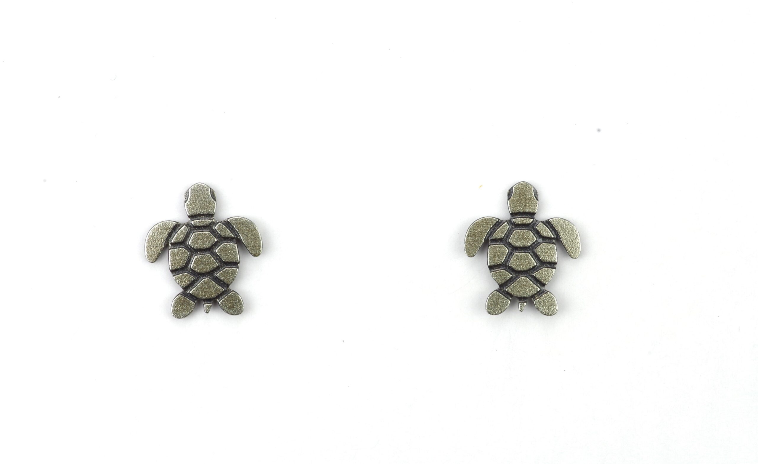 5016-S Sea Turtle Post Silver